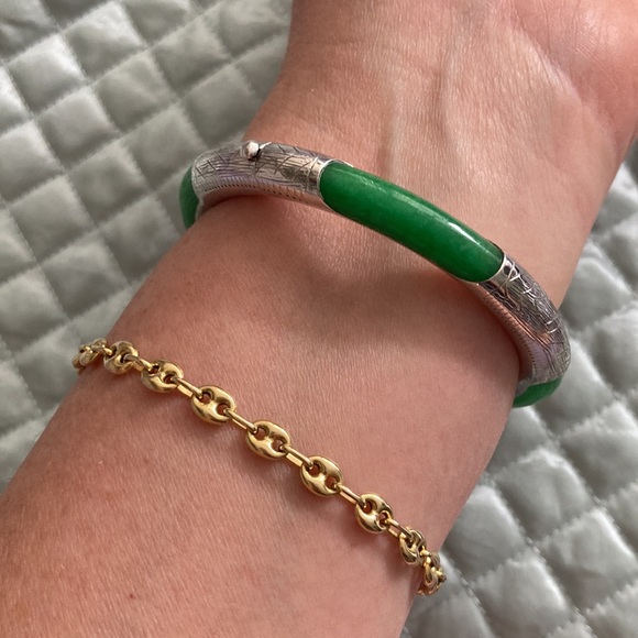 Green jade and sterling silver bangle bracelet - Picture 3 of 8